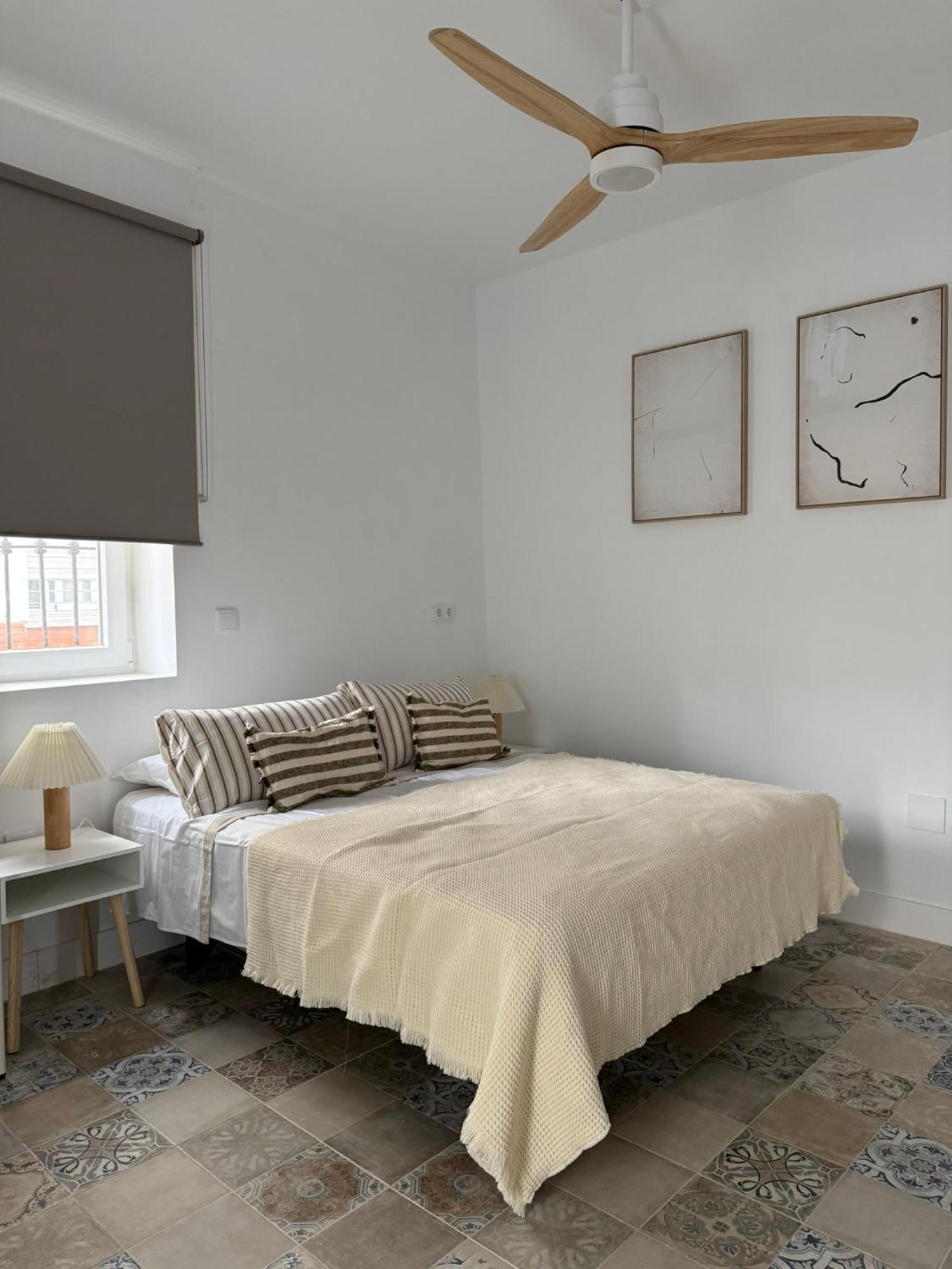 The Sunnydise Apartments 말라가 외부 사진